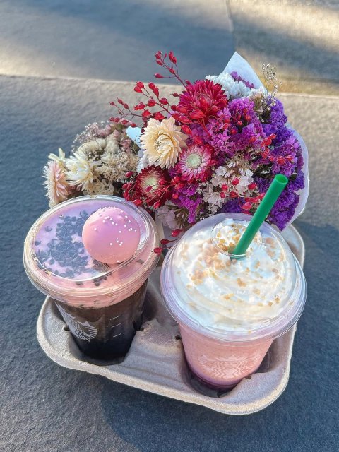 Cream, Frozen Yogurt, Cup.