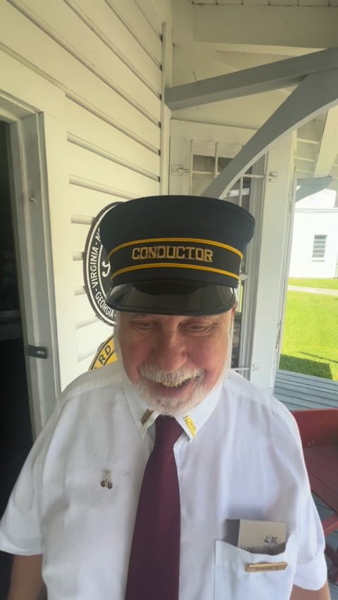 Captain, Officer, Portrait. Text: CONDUCTOR RD