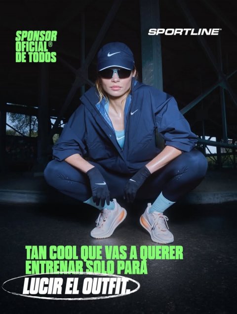 Baseball Cap, Shoe, Sneaker. Text: SPORTLINE SPONSOR OFICIAL DE TODOS TAN COOL QUE VAS A QUERER ENTRENAR SOLO PARA LUCIR EL OUTFIT.