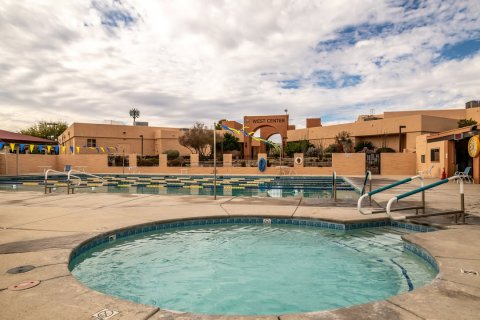 Hotel, Resort, Villa.
