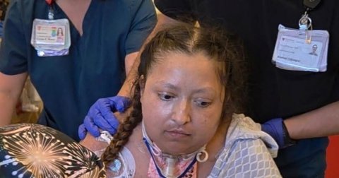 Glove, Child, Person. Text: -