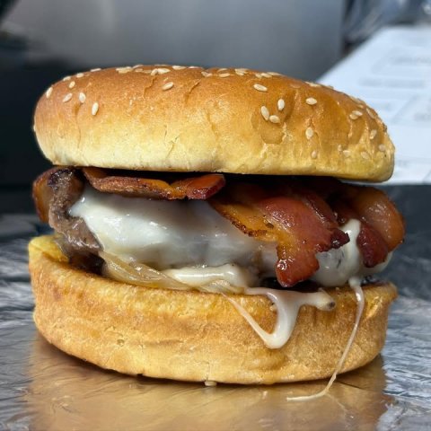 Burger, Food, Bread.