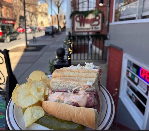 Food Presentation, Car, Sandwich.