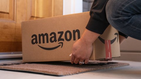 Box, Carton, Package Delivery. Text: amazon