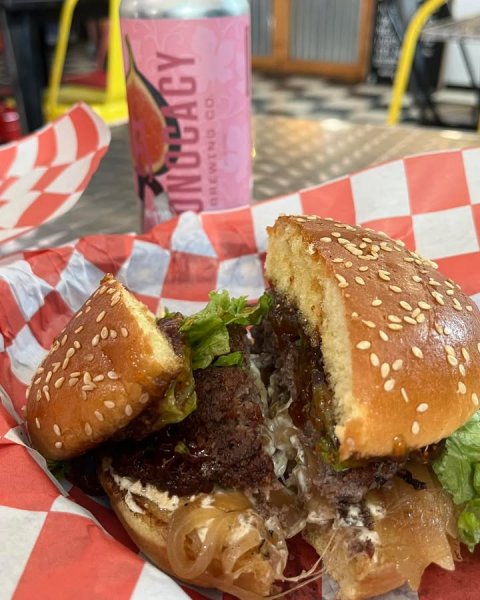 Food Presentation, Burger, Bread.