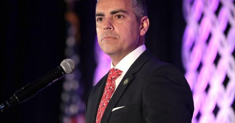 People, Microphone, Crowd.