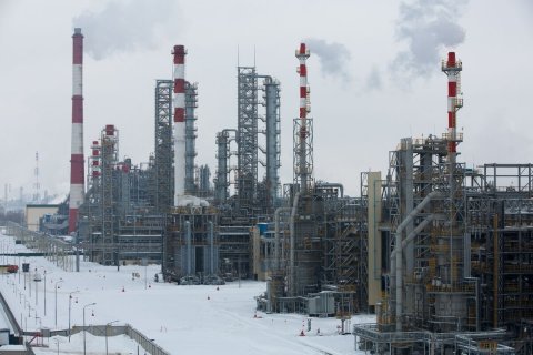 Factory, Refinery, Outdoors.
