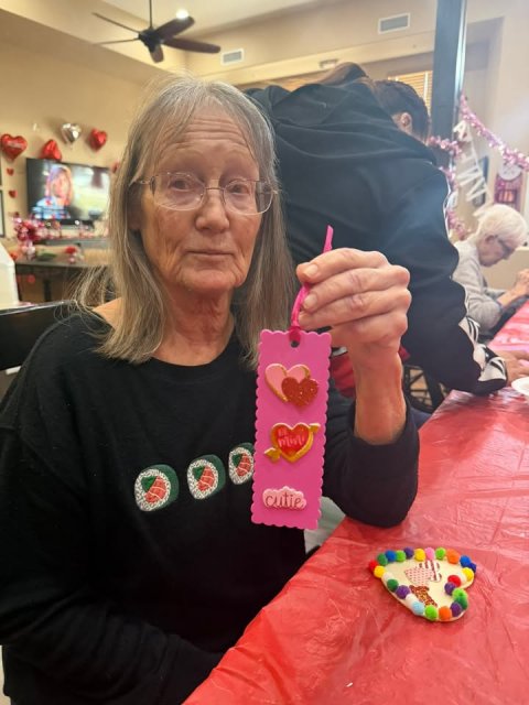 Person, Photography, Portrait. Text: cutie