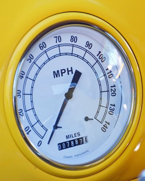 Gauge, Washer, Tachometer. Text: 70 80 60 90 50 100 MPH 30 120 20 130 10 140 MILES 0078874 Classic Instruments