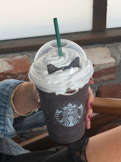 Disposable Cup, Juice, Milk.