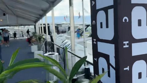 Airport, Person, City. Text: H T T A