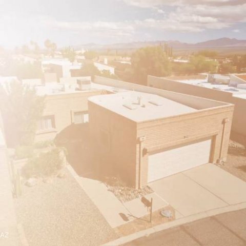 Outdoors, Aerial View, Hot Tub. Text: AZ