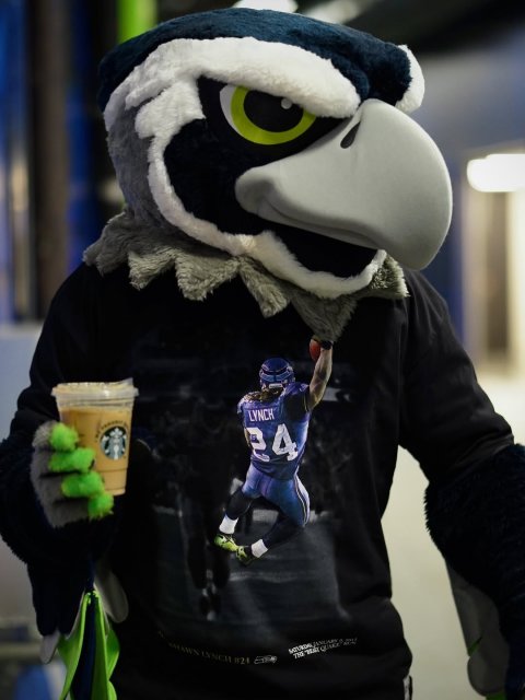 Helmet, Person, Toy. Text: 24