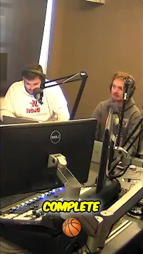 Microphone, Pc, Laptop. Text: COMPLETE