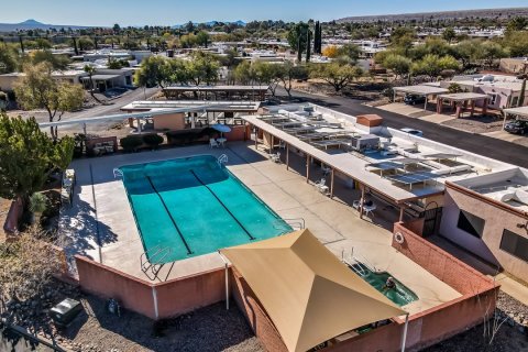 Pool, Swimming Pool, Outdoors.