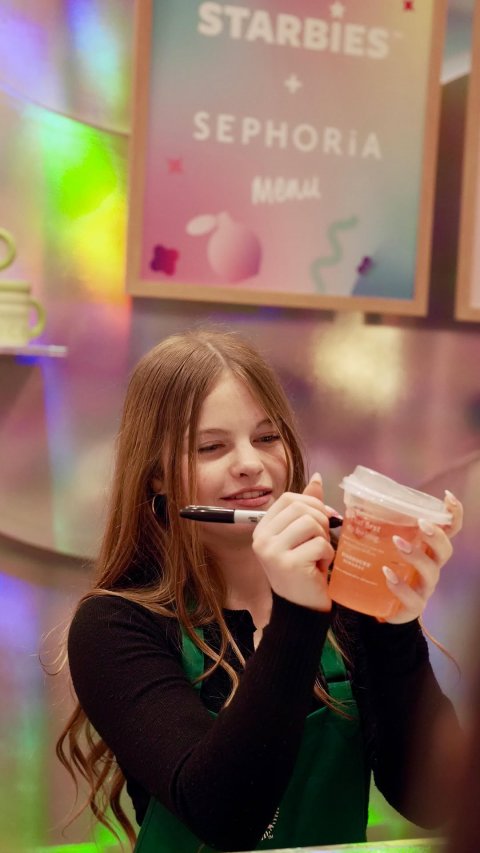 Head, Face, Disposable Cup. Text: STARBIES +