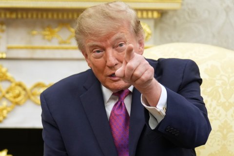 Head, Face, Tie.