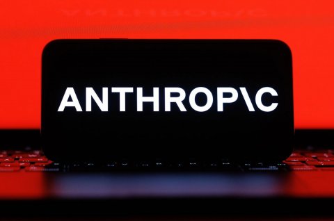 Computer Hardware, Hardware, Laptop. Text: ANTHROP\C