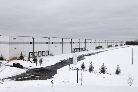 Loading Dock, Outdoors.