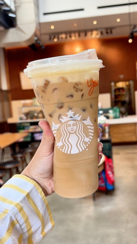 Beverage, Person, Disposable Cup.