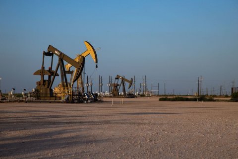 Construction, Oilfield, Outdoors.