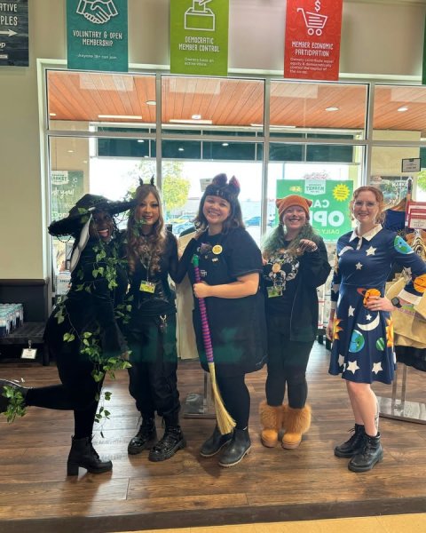 Potted Plant, Shoe, Portrait. Text: TIVE PLES MEMBER ECONOMIC DEMOCRATIC MEMBERSHIP MEMBER CONTROL you!