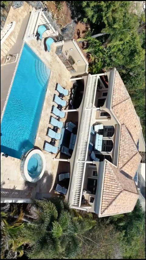 Pool, Swimming Pool, Outdoors.
