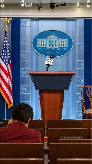 Crowd, Audience, Speech. Text: THE WHITE HOUSE WASHINGTON