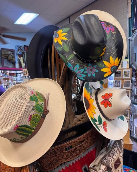 Hat, Sun Hat, Handbag.