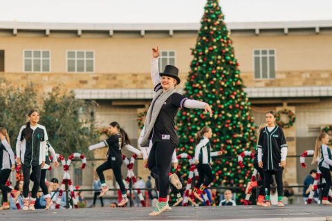 People, Person, Woman.