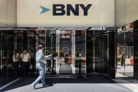Door, Handbag, Person. Text: BNY