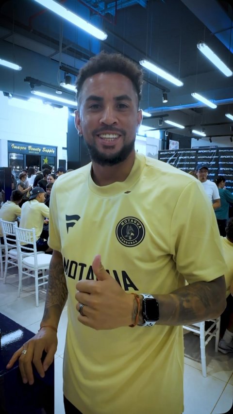 T-Shirt, Photography, Portrait. Text: Imagen Beauty Supply - - SPORT SPORTLINE - MOTAGUA NOTA A