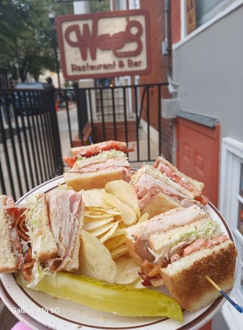 Brunch, Sandwich, Burger. Text: Galaxy A15 5G