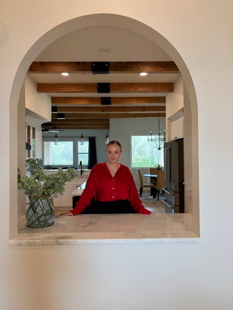 Adult, Person, Woman.