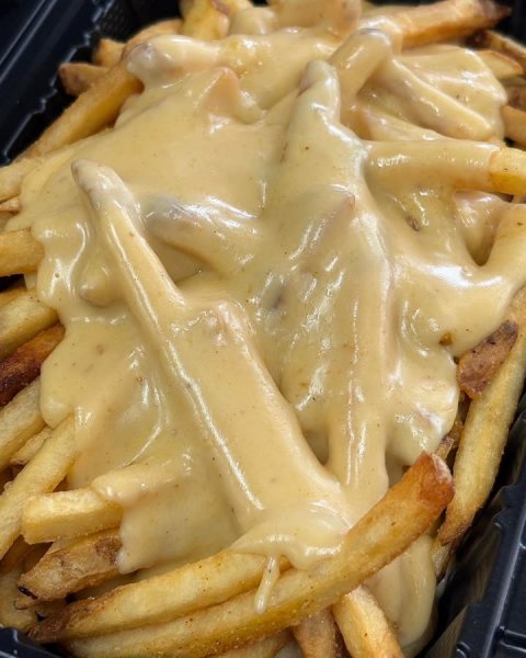 Food, Fries, Gravy.