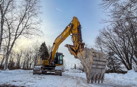 Machine, Bulldozer, Worker.