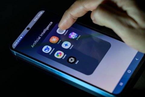 Electronics, Phone, Mobile Phone. Text: Artificial Intelligence